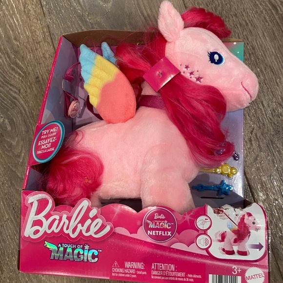 Barbie Walk & Flutter Pegasus - Picture 1 of 3
